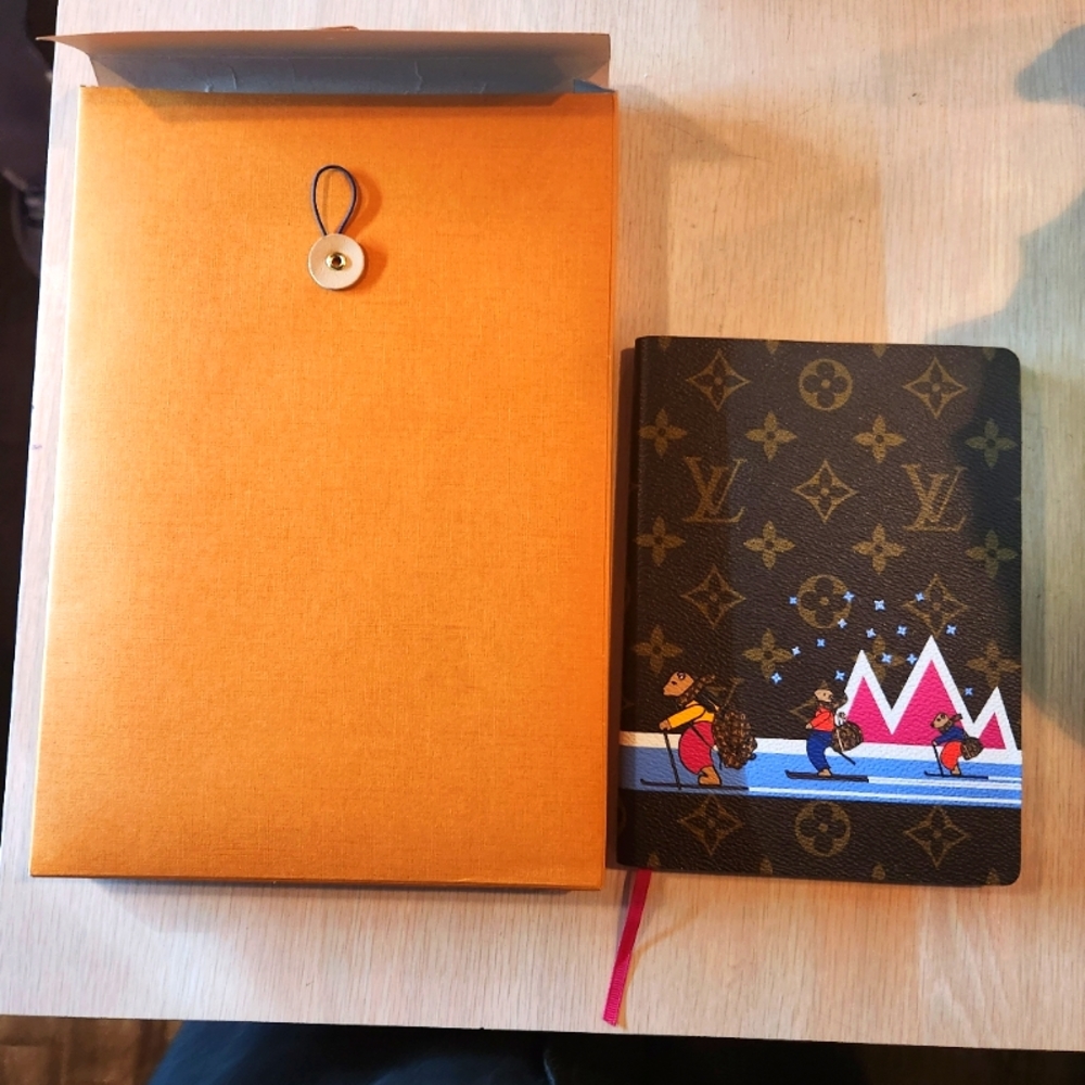 Louis Vuitton Notebook